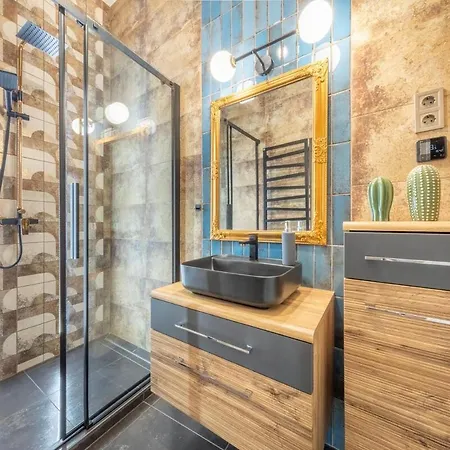 Etti - Our New Design Downtown Apartment
